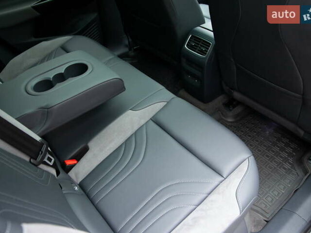 Сірий Фольксваген ID.4 Crozz, об'ємом двигуна 0 л та пробігом 27 тис. км за 25700 $, фото 33 на Automoto.ua