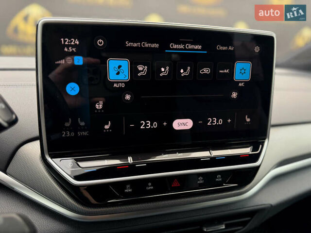 Серый Фольксваген ID.4 Crozz, объемом двигателя 0 л и пробегом 28 тыс. км за 26900 $, фото 30 на Automoto.ua