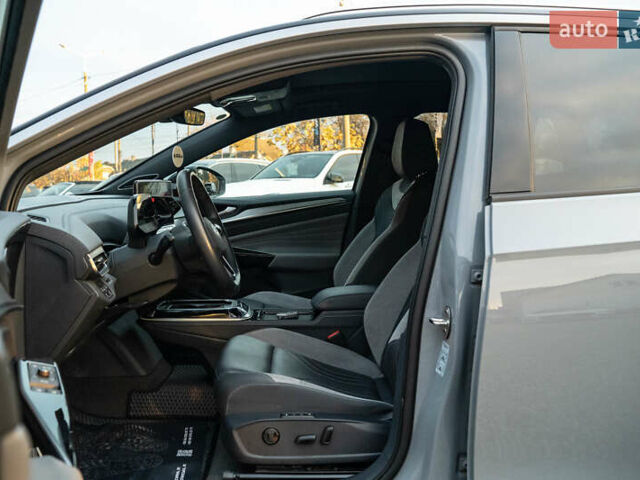 Серый Фольксваген ID.4 Crozz, объемом двигателя 0 л и пробегом 14 тыс. км за 27900 $, фото 19 на Automoto.ua