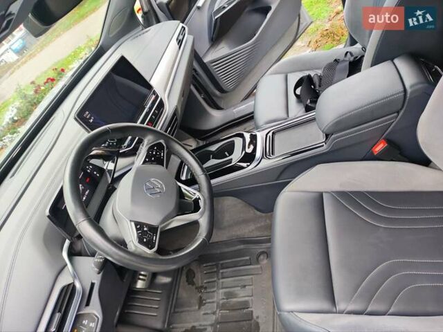 Серый Фольксваген ID.4 Crozz, объемом двигателя 0 л и пробегом 29 тыс. км за 26500 $, фото 3 на Automoto.ua