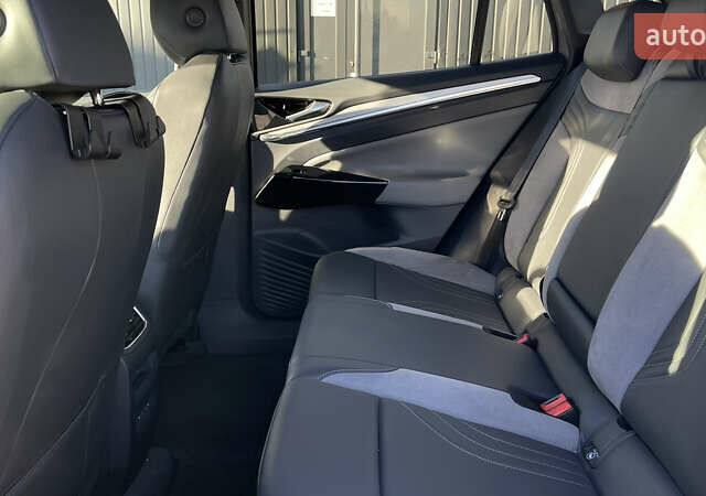 Сірий Фольксваген ID.4 Crozz, об'ємом двигуна 0 л та пробігом 7 тис. км за 29999 $, фото 46 на Automoto.ua