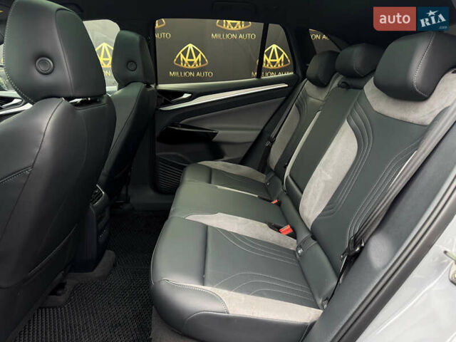 Серый Фольксваген ID.4 Crozz, объемом двигателя 0 л и пробегом 28 тыс. км за 26900 $, фото 12 на Automoto.ua