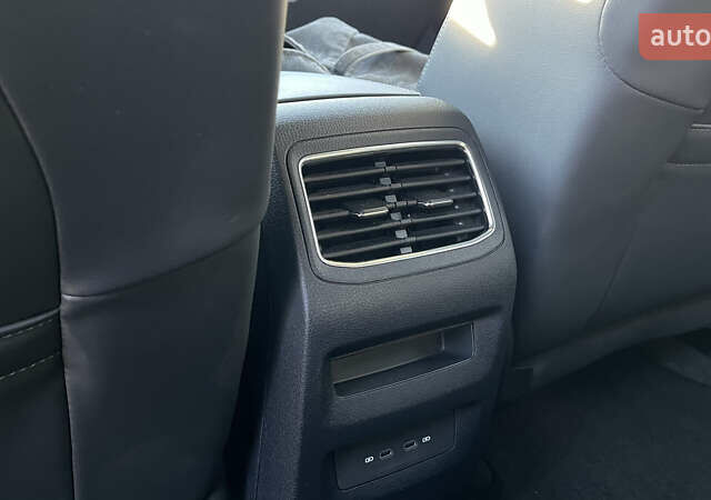 Сірий Фольксваген ID.4 Crozz, об'ємом двигуна 0 л та пробігом 7 тис. км за 29999 $, фото 48 на Automoto.ua