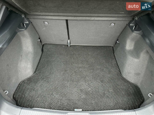 Серый Фольксваген ID.4 Crozz, объемом двигателя 0 л и пробегом 72 тыс. км за 23500 $, фото 44 на Automoto.ua