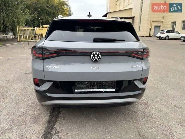 Сірий Фольксваген ID.4 Crozz, об'ємом двигуна 0 л та пробігом 1 тис. км за 28490 $, фото 4 на Automoto.ua