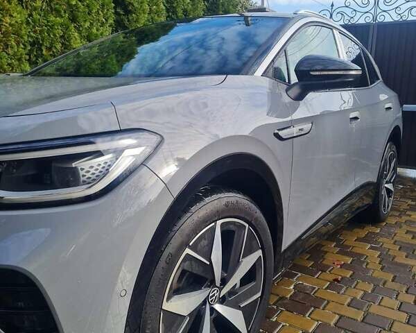 Серый Фольксваген ID.4 Crozz, объемом двигателя 0 л и пробегом 1 тыс. км за 27500 $, фото 1 на Automoto.ua