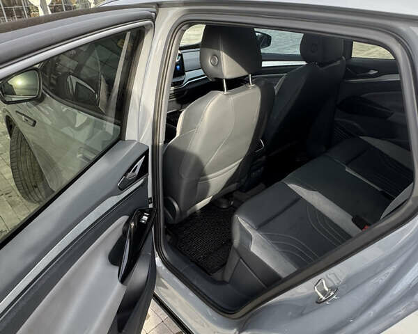 Серый Фольксваген ID.4 Crozz, объемом двигателя 0 л и пробегом 40 тыс. км за 25400 $, фото 12 на Automoto.ua