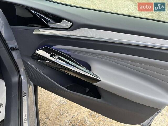 Серый Фольксваген ID.4 Crozz, объемом двигателя 0 л и пробегом 1 тыс. км за 27700 $, фото 15 на Automoto.ua