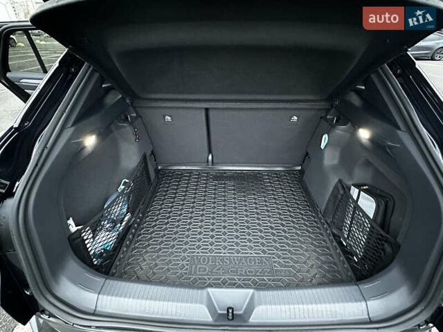 Синий Фольксваген ID.4 Crozz, объемом двигателя 0 л и пробегом 47 тыс. км за 24300 $, фото 15 на Automoto.ua