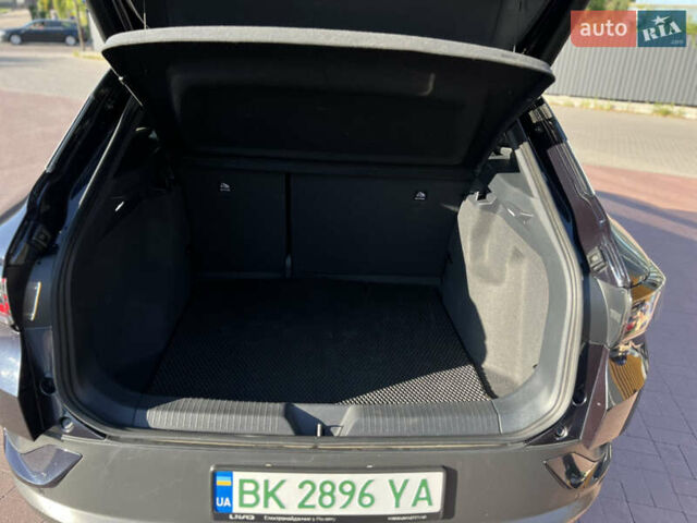 Синий Фольксваген ID.4 Crozz, объемом двигателя 0 л и пробегом 35 тыс. км за 25999 $, фото 9 на Automoto.ua