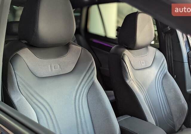 Синий Фольксваген ID.4 Crozz, объемом двигателя 0 л и пробегом 59 тыс. км за 23999 $, фото 25 на Automoto.ua