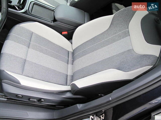 Синій Фольксваген ID.4 Crozz, об'ємом двигуна 0 л та пробігом 37 тис. км за 25000 $, фото 24 на Automoto.ua