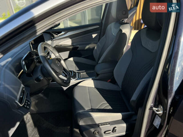 Синий Фольксваген ID.4 Crozz, объемом двигателя 0 л и пробегом 35 тыс. км за 25999 $, фото 14 на Automoto.ua