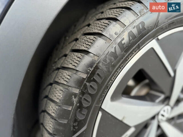 Синій Фольксваген ID.4 Crozz, об'ємом двигуна 0 л та пробігом 40 тис. км за 25000 $, фото 11 на Automoto.ua