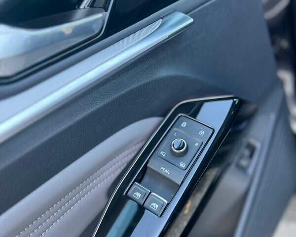 Синий Фольксваген ID.4 Crozz, объемом двигателя 0 л и пробегом 1 тыс. км за 31500 $, фото 28 на Automoto.ua