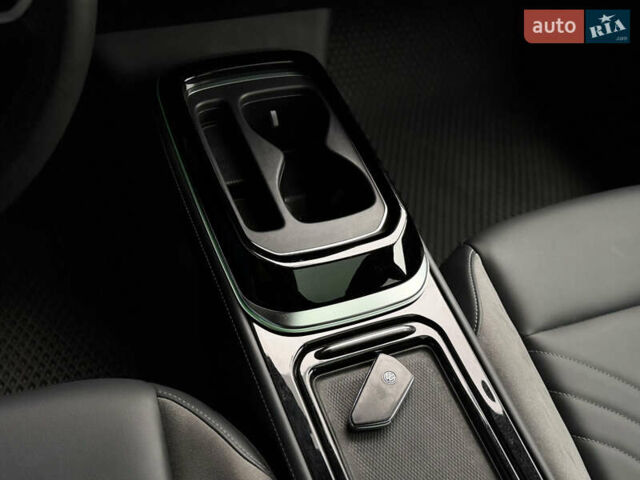 Синій Фольксваген ID.4 Crozz, об'ємом двигуна 0 л та пробігом 12 тис. км за 27900 $, фото 10 на Automoto.ua