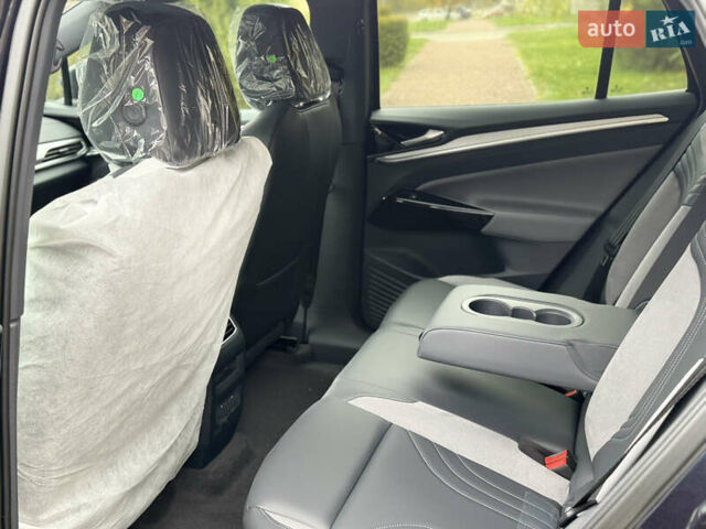 Синий Фольксваген ID.4 Crozz, объемом двигателя 0 л и пробегом 1 тыс. км за 26000 $, фото 7 на Automoto.ua