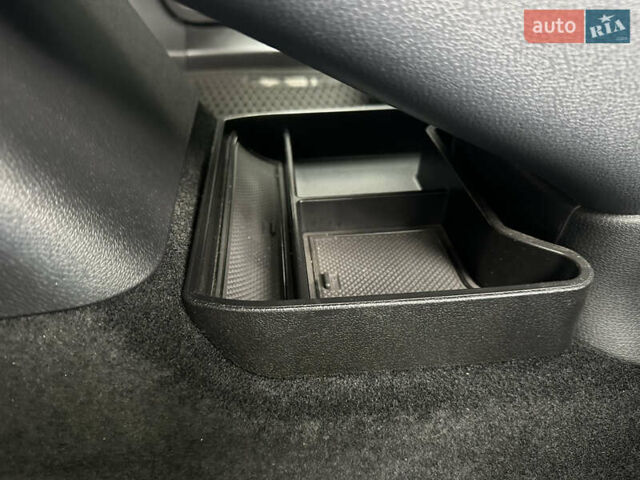 Белый Фольксваген ID.4 X, объемом двигателя 0 л и пробегом 23 тыс. км за 23300 $, фото 13 на Automoto.ua