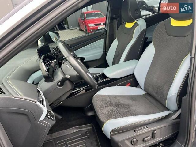 Серый Фольксваген ID.4 X, объемом двигателя 0 л и пробегом 60 тыс. км за 22990 $, фото 19 на Automoto.ua