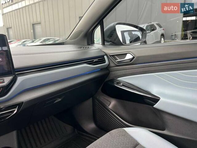 Серый Фольксваген ID.4 X, объемом двигателя 0 л и пробегом 60 тыс. км за 22990 $, фото 31 на Automoto.ua