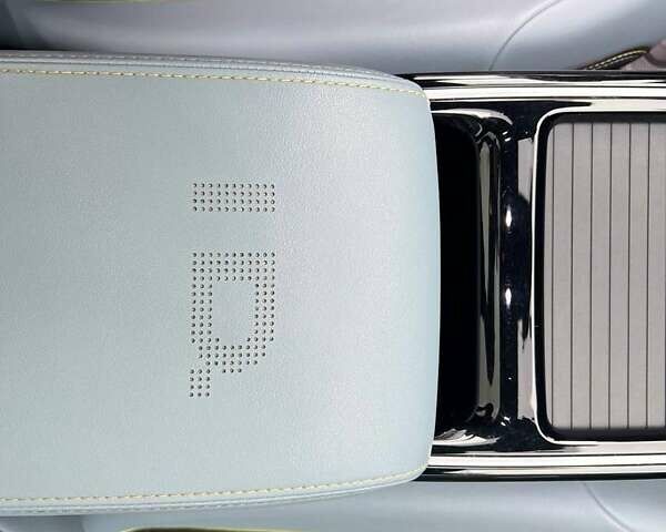 Серый Фольксваген ID.4 X, объемом двигателя 0 л и пробегом 60 тыс. км за 22990 $, фото 33 на Automoto.ua