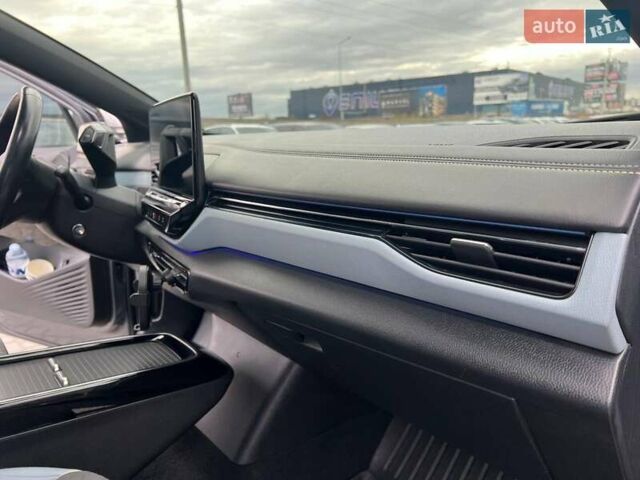 Серый Фольксваген ID.4 X, объемом двигателя 0 л и пробегом 60 тыс. км за 22990 $, фото 45 на Automoto.ua