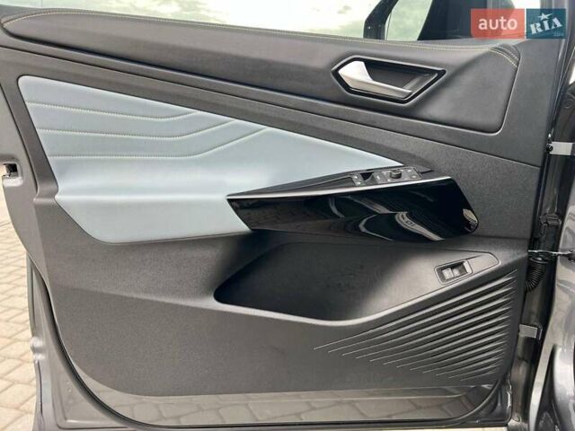 Серый Фольксваген ID.4 X, объемом двигателя 0 л и пробегом 60 тыс. км за 22990 $, фото 15 на Automoto.ua