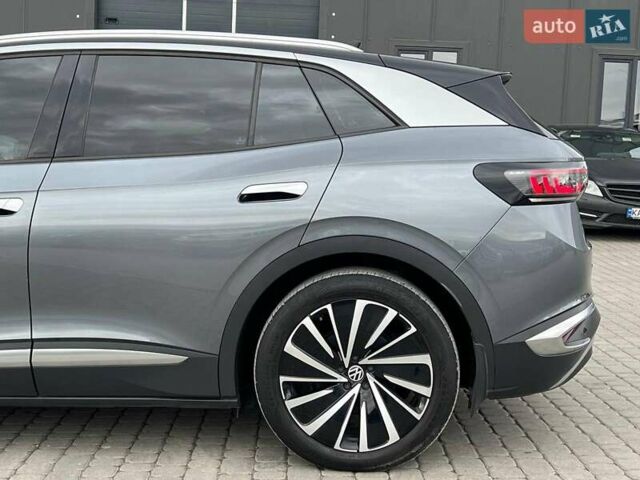 Серый Фольксваген ID.4 X, объемом двигателя 0 л и пробегом 60 тыс. км за 22990 $, фото 5 на Automoto.ua