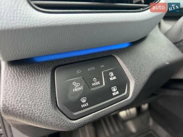 Серый Фольксваген ID.4 X, объемом двигателя 0 л и пробегом 60 тыс. км за 22990 $, фото 21 на Automoto.ua