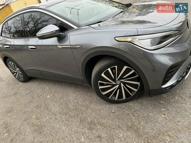 Серый Фольксваген ID.4 X, объемом двигателя 0 л и пробегом 77 тыс. км за 21800 $, фото 5 на Automoto.ua