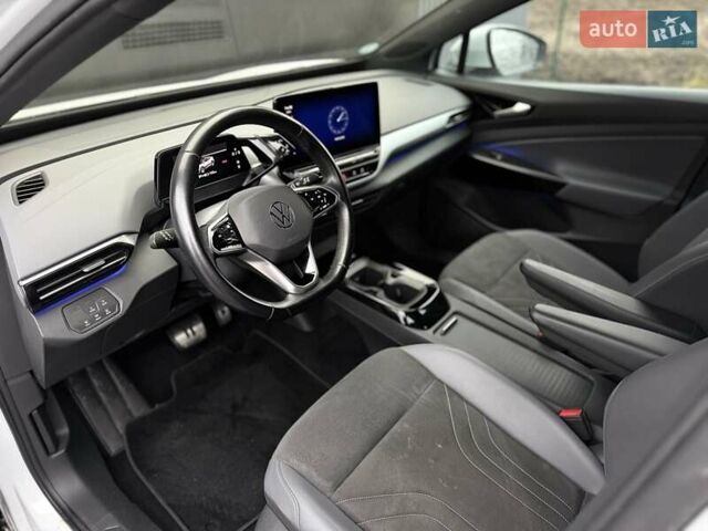 Белый Фольксваген ID.5, объемом двигателя 0 л и пробегом 98 тыс. км за 20300 $, фото 20 на Automoto.ua