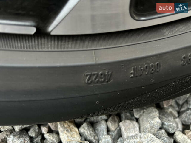 Серый Фольксваген ID.5, объемом двигателя 0 л и пробегом 93 тыс. км за 24499 $, фото 46 на Automoto.ua