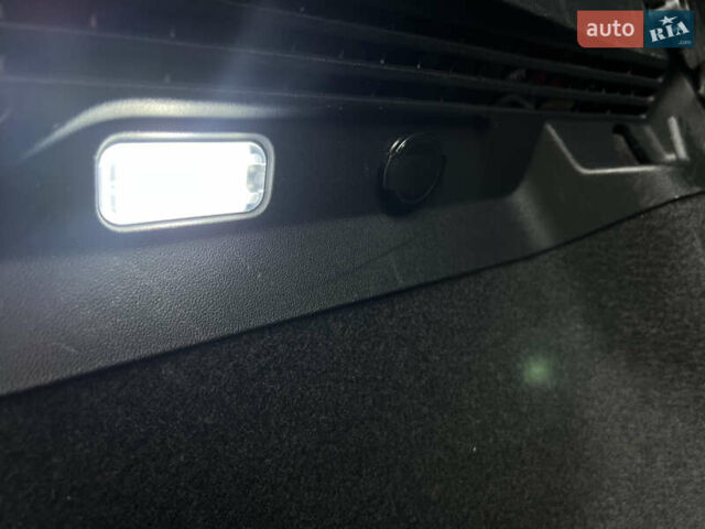 Серый Фольксваген ID.5, объемом двигателя 0 л и пробегом 93 тыс. км за 24499 $, фото 36 на Automoto.ua