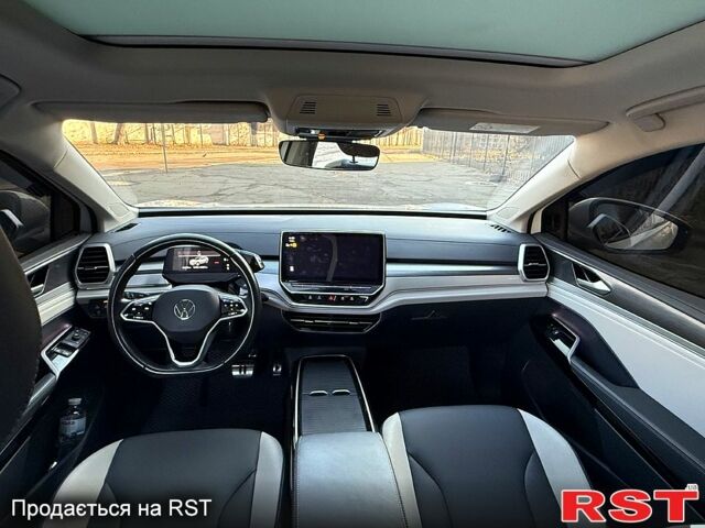 Білий Фольксваген ID.6, об'ємом двигуна 0 л та пробігом 64 тис. км за 28000 $, фото 7 на Automoto.ua