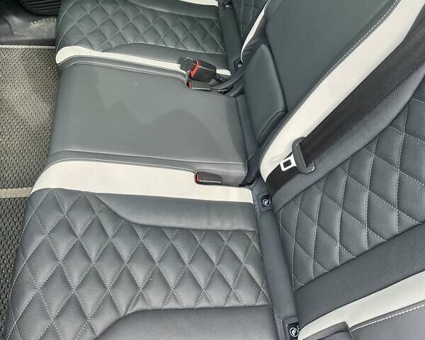 Белый Фольксваген ID.6, объемом двигателя 0 л и пробегом 37 тыс. км за 31000 $, фото 16 на Automoto.ua
