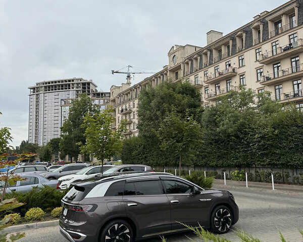 Коричневый Фольксваген ID.6, объемом двигателя 0 л и пробегом 25 тыс. км за 28800 $, фото 5 на Automoto.ua