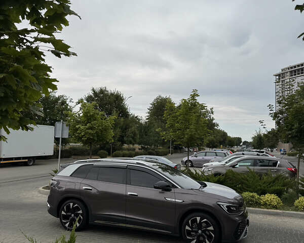 Коричневый Фольксваген ID.6, объемом двигателя 0 л и пробегом 25 тыс. км за 28800 $, фото 3 на Automoto.ua