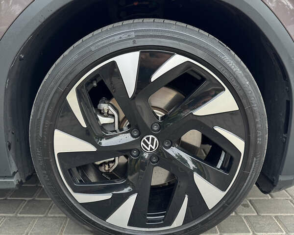 Коричневый Фольксваген ID.6, объемом двигателя 0 л и пробегом 25 тыс. км за 28800 $, фото 24 на Automoto.ua