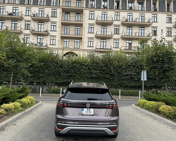 Коричневый Фольксваген ID.6, объемом двигателя 0 л и пробегом 25 тыс. км за 28800 $, фото 8 на Automoto.ua