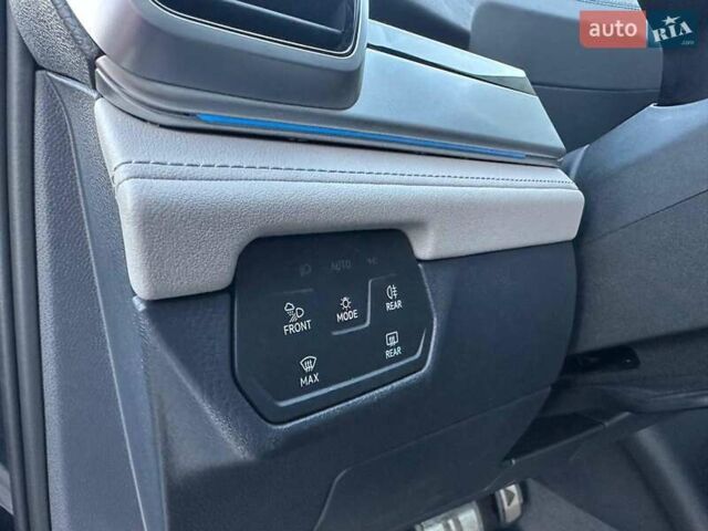 Фольксваген ID.6 2023 в Львове на Automoto.ua Синий Фольксваген ID.6, объемом двигателя 0 л и пробегом 16 тыс. км за 38940 $, фото 22 на Automoto.ua