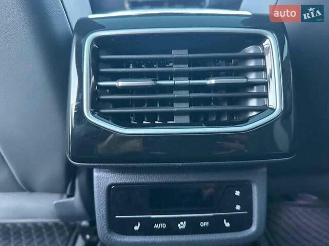 Фольксваген ID.6 2023 в Львове на Automoto.ua Синий Фольксваген ID.6, объемом двигателя 0 л и пробегом 16 тыс. км за 38940 $, фото 37 на Automoto.ua