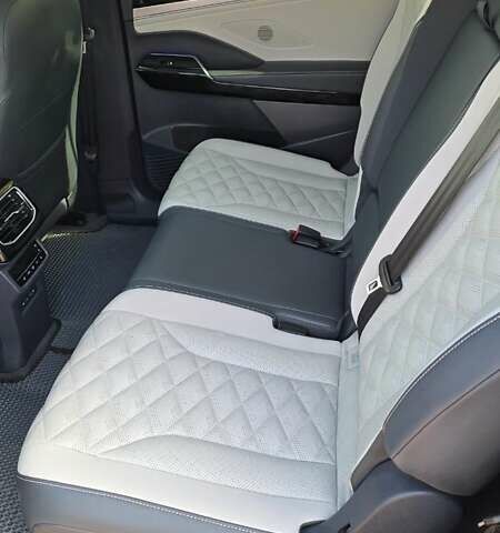 Белый Фольксваген ID.6 Crozz, объемом двигателя 0 л и пробегом 46 тыс. км за 28000 $, фото 11 на Automoto.ua