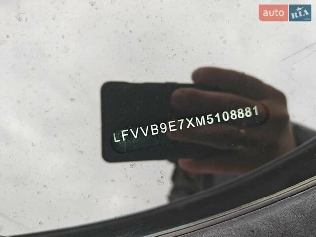 Білий Фольксваген ID.6 Crozz, об'ємом двигуна 0 л та пробігом 68 тис. км за 25600 $, фото 18 на Automoto.ua