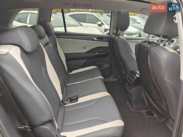 Білий Фольксваген ID.6 Crozz, об'ємом двигуна 0 л та пробігом 68 тис. км за 25600 $, фото 49 на Automoto.ua