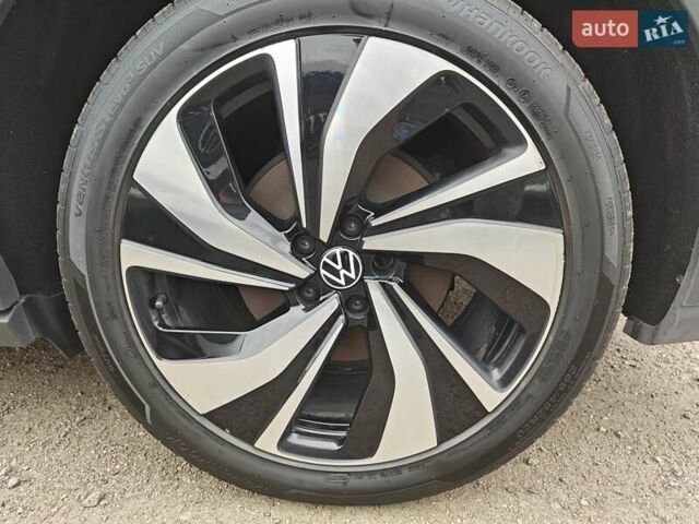 Білий Фольксваген ID.6 Crozz, об'ємом двигуна 0 л та пробігом 68 тис. км за 25600 $, фото 20 на Automoto.ua