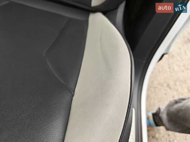 Білий Фольксваген ID.6 Crozz, об'ємом двигуна 0 л та пробігом 68 тис. км за 25600 $, фото 33 на Automoto.ua