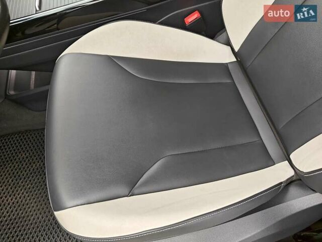 Білий Фольксваген ID.6 Crozz, об'ємом двигуна 0 л та пробігом 68 тис. км за 25600 $, фото 31 на Automoto.ua