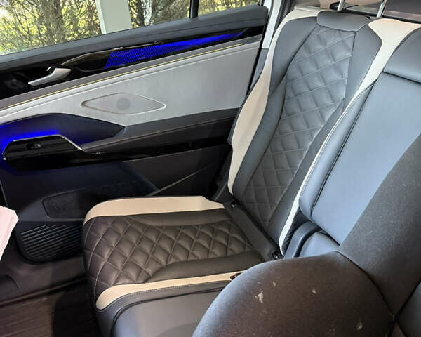 Белый Фольксваген ID.6 Crozz, объемом двигателя 0 л и пробегом 70 тыс. км за 29999 $, фото 2 на Automoto.ua