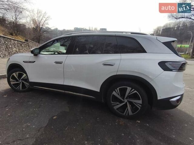 Белый Фольксваген ID.6 Crozz, объемом двигателя 0 л и пробегом 148 тыс. км за 24500 $, фото 2 на Automoto.ua