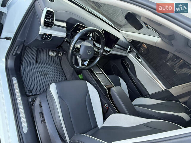 Белый Фольксваген ID.6 Crozz, объемом двигателя 0 л и пробегом 64 тыс. км за 26500 $, фото 34 на Automoto.ua